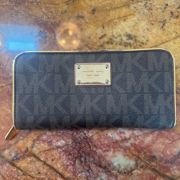 Michael Kors Women's Signature Logo Long Zippy Wallet Goldtone Hardware - Picture 1 of 13